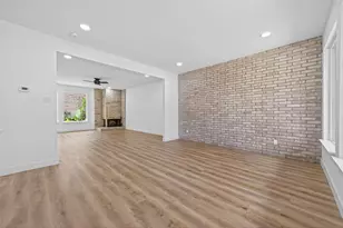 2123 Lake Village Dr, Houston, TX 77339 - Photo 15