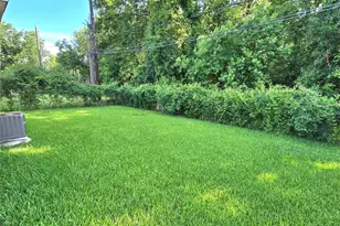 1805 N 5th St, Baytown, TX 77520 - Photo 19