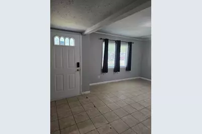 1805 N 5th Street, Baytown, TX 77520 - Photo 5