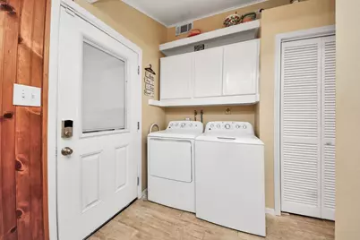 204 N 6th Street, Highlands, TX 77562 - Photo 39