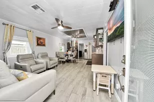 204 N 6th St, Highlands, TX 77562 - Photo 17