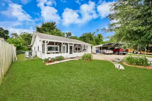 204 N 6th St, Highlands, TX 77562 - Photo 5