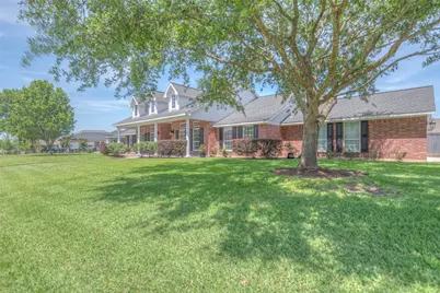 7028 Longmire Circle, Conroe, TX 77304 - Photo 5