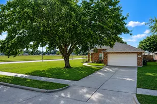 1210 Cambay Dr, Rosenberg, TX 77471 - Photo 1