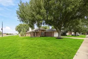 1210 Cambay Dr, Rosenberg, TX 77471 - Photo 3