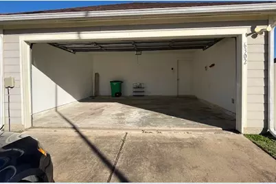 6302 Hall Pond Court, Katy, TX 77449 - Photo 11