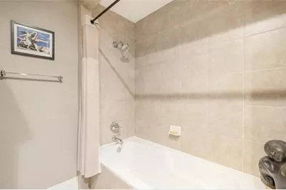 2207 Post Office Street #315, Galveston, TX 77550 - Photo 17