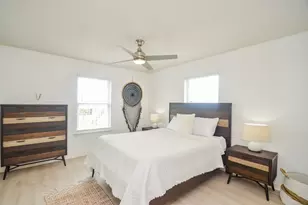 22810 Fresca St, Galveston, TX 77554 - Photo 17