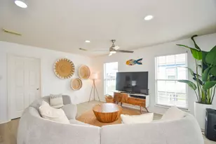 22810 Fresca St, Galveston, TX 77554 - Photo 13