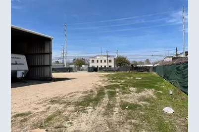3502 Pinemont Drive, Houston, TX 77018 - Photo 11