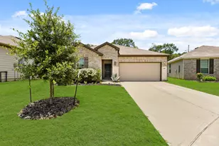 2340 N Amber Ruse Ct, Conroe, TX 77304 - Photo 1