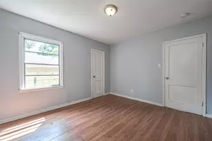 8129 Barkley St, Houston, TX 77017 - Photo 11