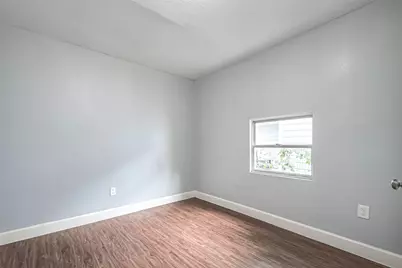 8129 Barkley Street, Houston, TX 77017 - Photo 7