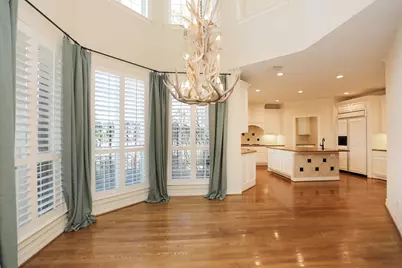 106 N Wynden Estates Court, Houston, TX 77056 - Photo 19