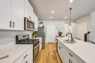 639 Salt Marsh Trl, Kemah, TX 77565 - Photo 11