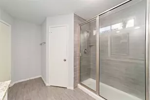 7107 Plaza Del Sol Dr, Houston, TX 77083 - Photo 23