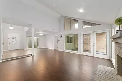 7107 Plaza Del Sol Drive, Houston, TX 77083 - Photo 5