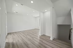 870 W Little York Rd, Houston, TX 77091 - Photo 9
