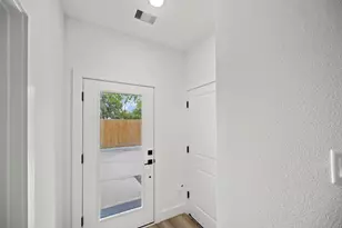 870 W Little York Rd, Houston, TX 77091 - Photo 5