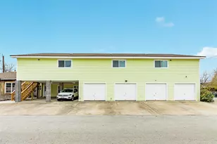 2305 55th St, Galveston, TX 77551 - Photo 1