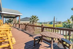 2019 Flamingo Dr, Crystal Beach, TX 77650 - Photo 21