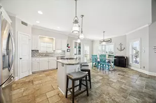 519 Westerly Dr, Tiki Island, TX 77554 - Photo 13