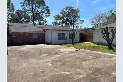 8830 Sharpcrest Street, Houston, TX 77036 - Photo 17