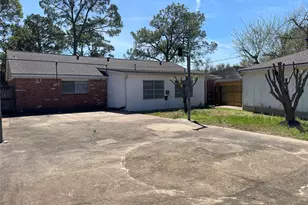 8830 Sharpcrest St, Houston, TX 77036 - Photo 17