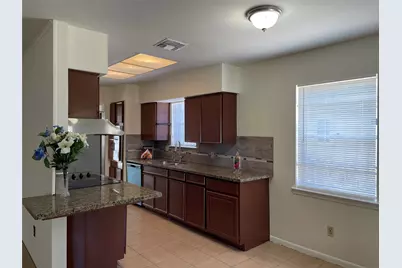 8830 Sharpcrest Street, Houston, TX 77036 - Photo 3