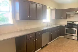 1853 Dolphin Dr, Seabrook, TX 77586 - Photo 3