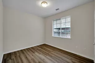 59 Hidden Meadow Dr, The Woodlands, TX 77382 - Photo 23