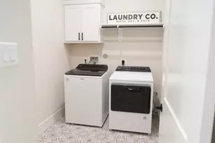 26951 Longwood Ledge Dr, The Woodlands, TX 77389 - Photo 29