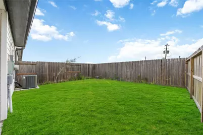 13139 Perennial Springs Drive, Houston, TX 77048 - Photo 23