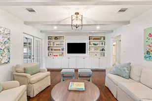 7902 Pagewood Ln, Houston, TX 77063 - Photo 15