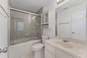2411 Clippers Square, Houston, TX 77058 - Photo 13