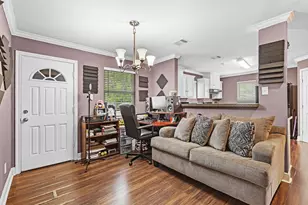 311 S 3rd St, Highlands, TX 77562 - Photo 15