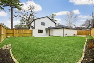 5602 Deepcreek Ln, Houston, TX 77091 - Photo 5