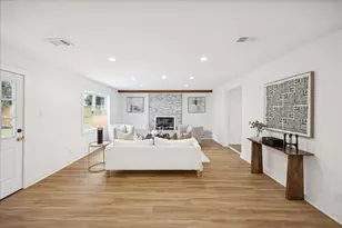 5602 Deepcreek Ln, Houston, TX 77091 - Photo 13