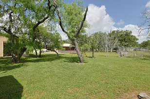 101 Pin Oak Ln, Hempstead, TX 77445 - Photo 41