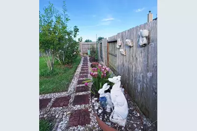 13222 Alcott Forest Lane, Rosharon, TX 77583 - Photo 23