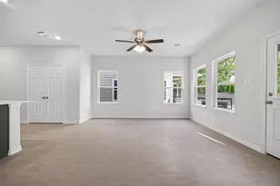 9022 Madera Rd, Houston, TX 77078 - Photo 19