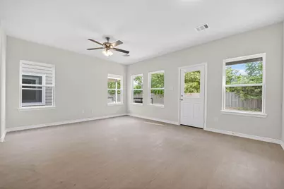 9022 Madera Road #B, Houston, TX 77078 - Photo 15
