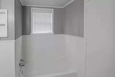 104 S Beatty Avenue, Livingston, TX 77351 - Photo 21