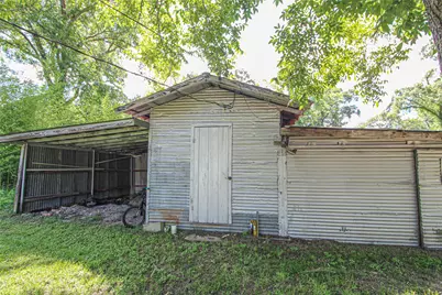 104 S Beatty Avenue, Livingston, TX 77351 - Photo 23