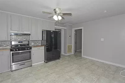 104 S Beatty Avenue, Livingston, TX 77351 - Photo 11