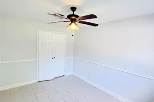 11106 Sageriver Dr, Houston, TX 77089 - Photo 29
