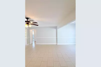11106 Sageriver Drive, Houston, TX 77089 - Photo 15