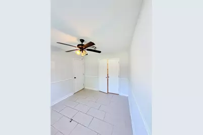 11106 Sageriver Drive, Houston, TX 77089 - Photo 27