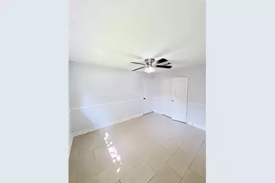 11106 Sageriver Drive, Houston, TX 77089 - Photo 31
