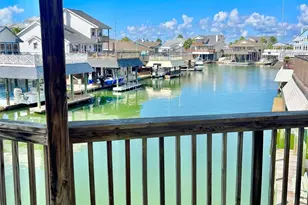 1303 Tiki Dr, Tiki Island, TX 77554 - Photo 37